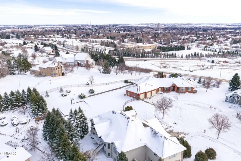 901 Corvette Circle, Bismarck, ND 58503, Bismarck, North Dakota, United States. - Photo 145