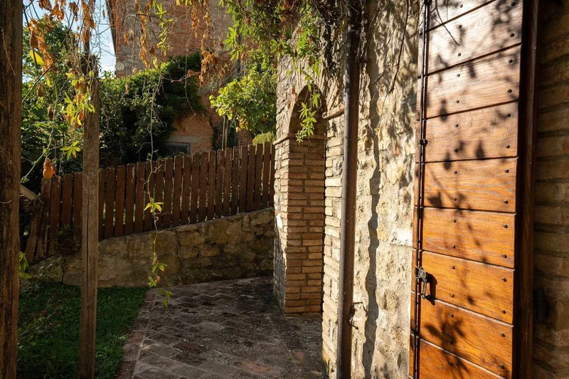 Passignano sul Trasimeno, Umbria, Italy. - Photo 17