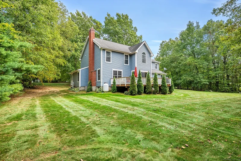 39 Charolais Way, Burlington, Connecticut, United States. - Photo 32