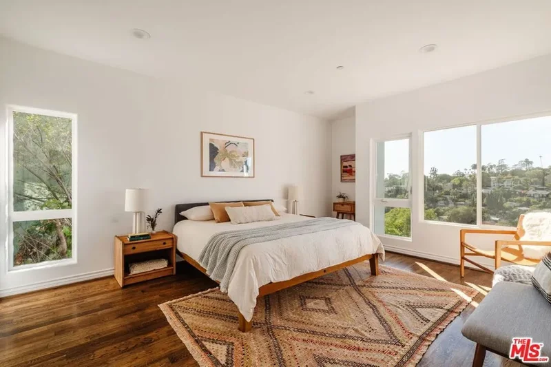 1541 Silverwood Terrace, Los Angeles, California, United States. - Photo 17