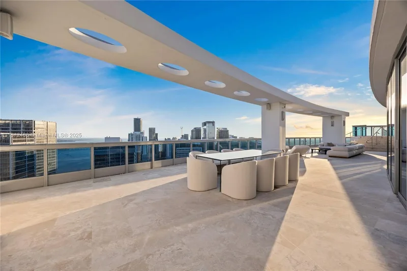 200 Biscayne Boulevard Way Unit PH5402, Miami, FL 33131, Miami, Florida, United States. - Photo 6