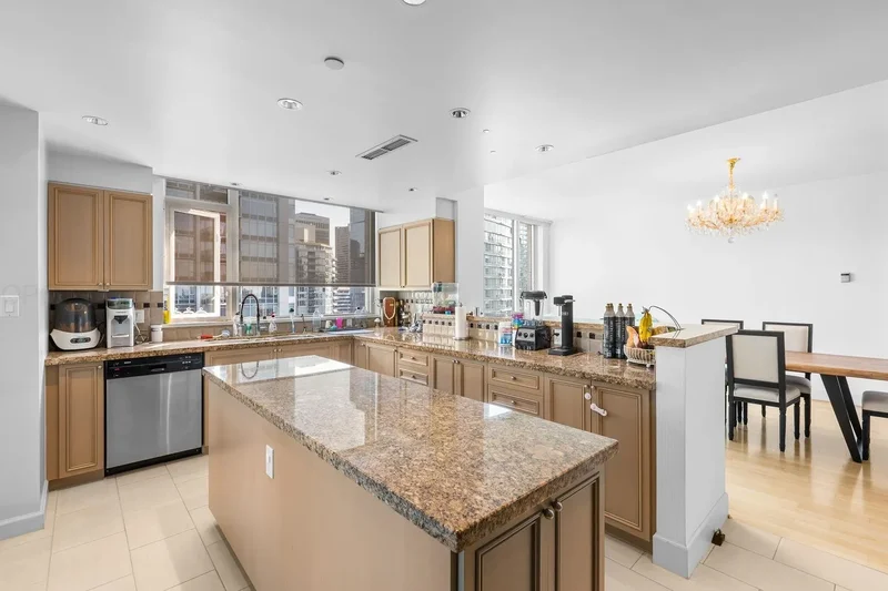 323 Jervis Street # 2302, Vancouver, BC, V6C3P8, CANADA, Vancouver, British Columbia, Canada. - Photo 4