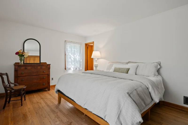 26 S Menantic Road , Shelter Island, NY 11964, Shelter Island, New York, United States. - Photo 28