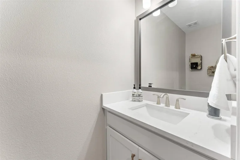 5351 BRIDGE ST 81, Tampa, Florida, United States. - Photo 14