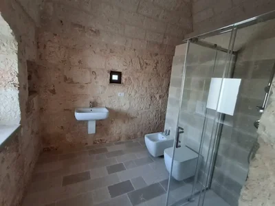 Thumbnail 33