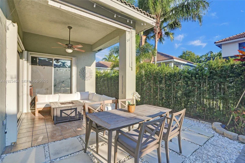 1629 Blue Jay Cir, Weston, Florida, United States. - Photo 30