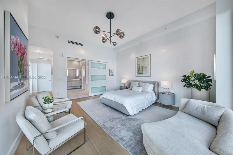 900 Brickell Key Blvd 1403, Miami, Florida, United States. - Photo 4