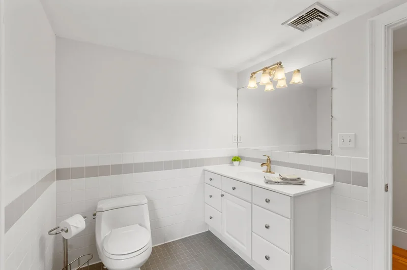97  Mystic Street , Arlington, MA 02474, Arlington, Massachusetts, United States. - Photo 16