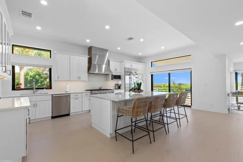 116 N Beach Road, Jupiter Island, FL, 33455, USA, Hobe Sound, Florida, United States. - Photo 38