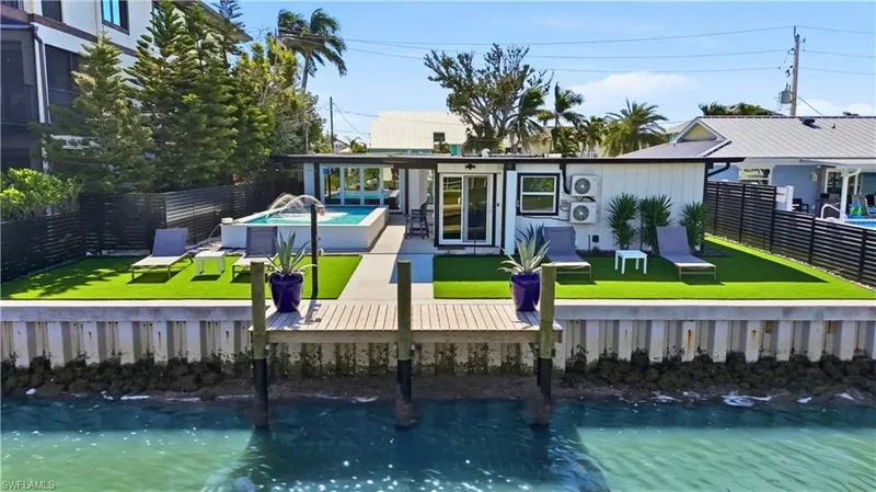 239 Curlew ST, Fort Myers Beach, Florida, United States. - Photo 22