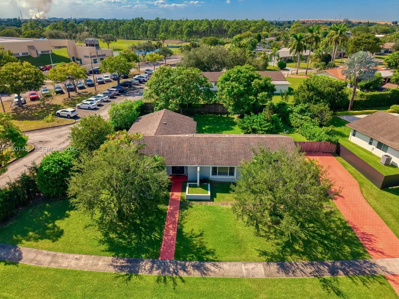 10860 SW 124th Rd, Miami, Florida, United States. - Photo 40