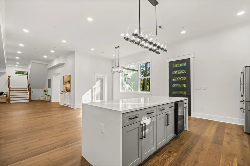 811 Sligo Creek Pkwy, MD, Takoma Park, Maryland, United States. - Photo 11