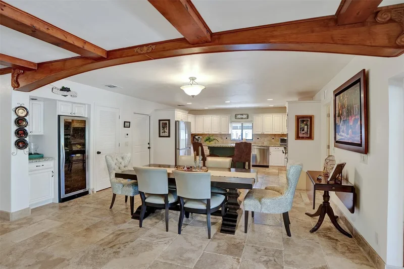 2000 NE 31st Ave, Wilton Manors, Florida, United States. - Photo 9