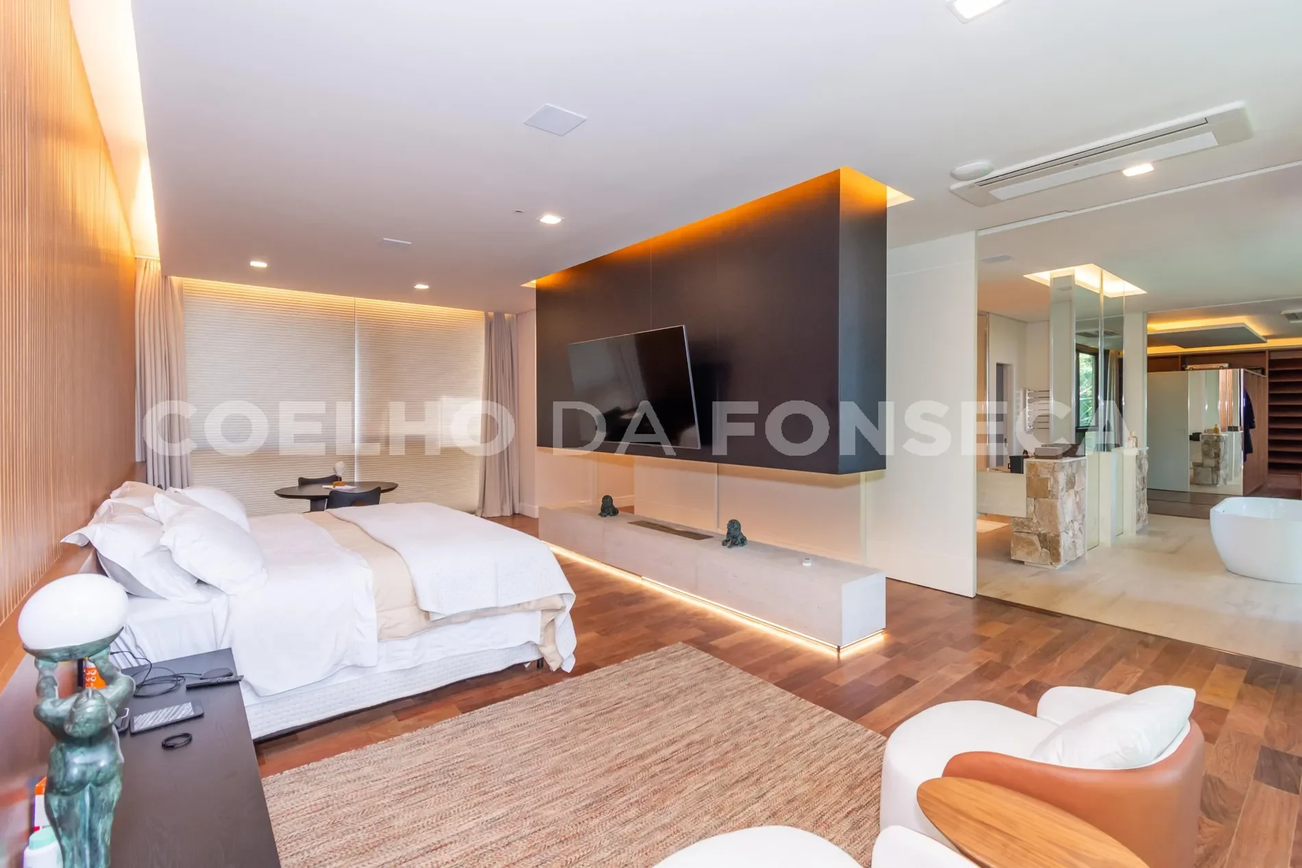 Gallery photo 3