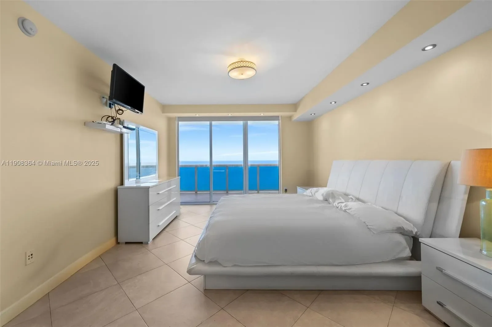 1800 S Ocean Dr 2603, Hallandale Beach, Florida, United States. - Photo 9