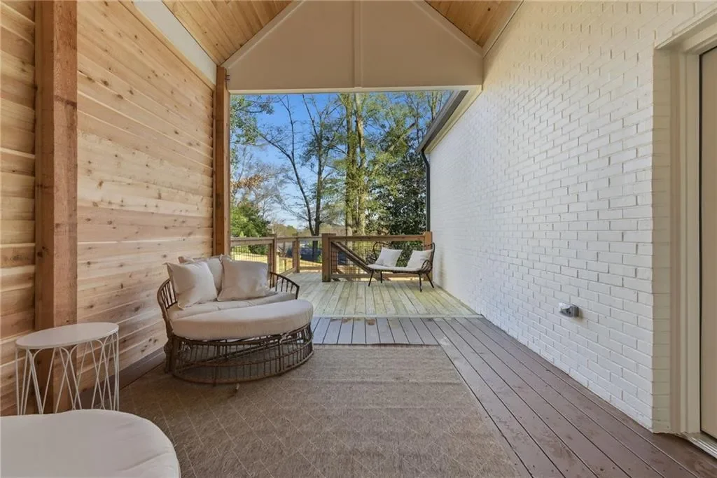 Gallery photo 5