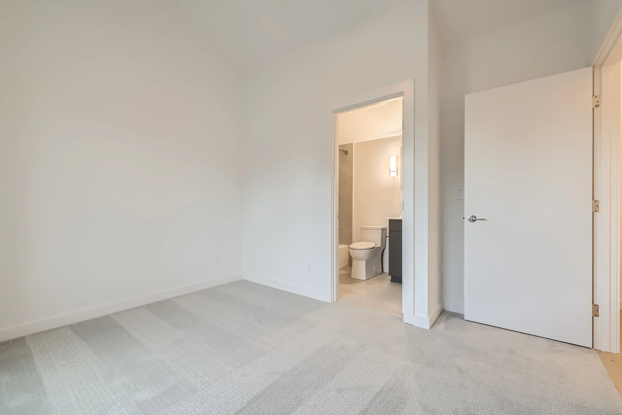 1327 N 185th St Unit #C , Shoreline, WA 98133, Seattle, Washington, United States. - Photo 16