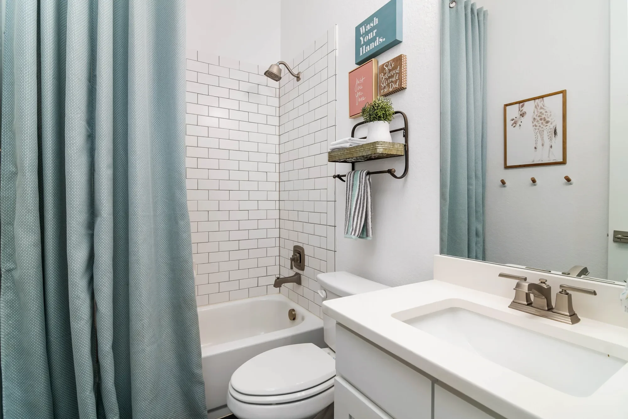 7054 Cantera Manor , San Antonio, TX 78256, San Antonio, Texas, United States. - Photo 20