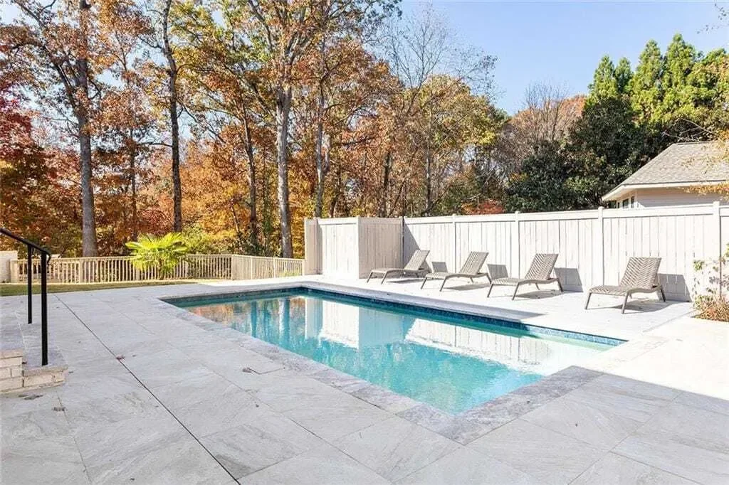 Exterior photo 10