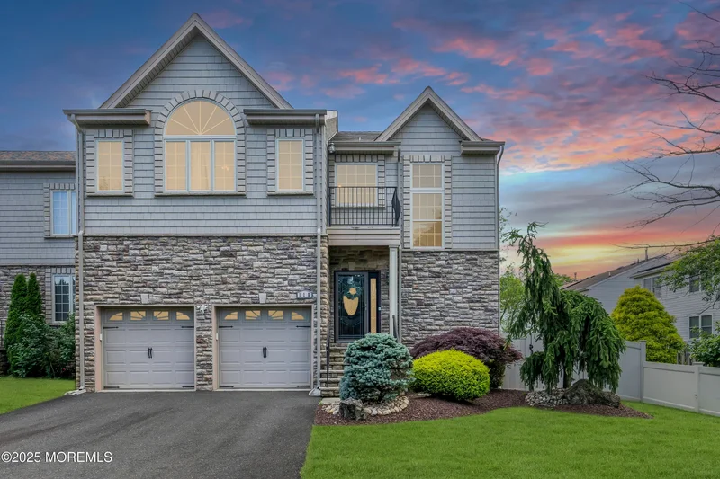 118 Pelican Court, Marlboro, NJ 07746, Marlboro Township, New Jersey, United States. - Photo 7