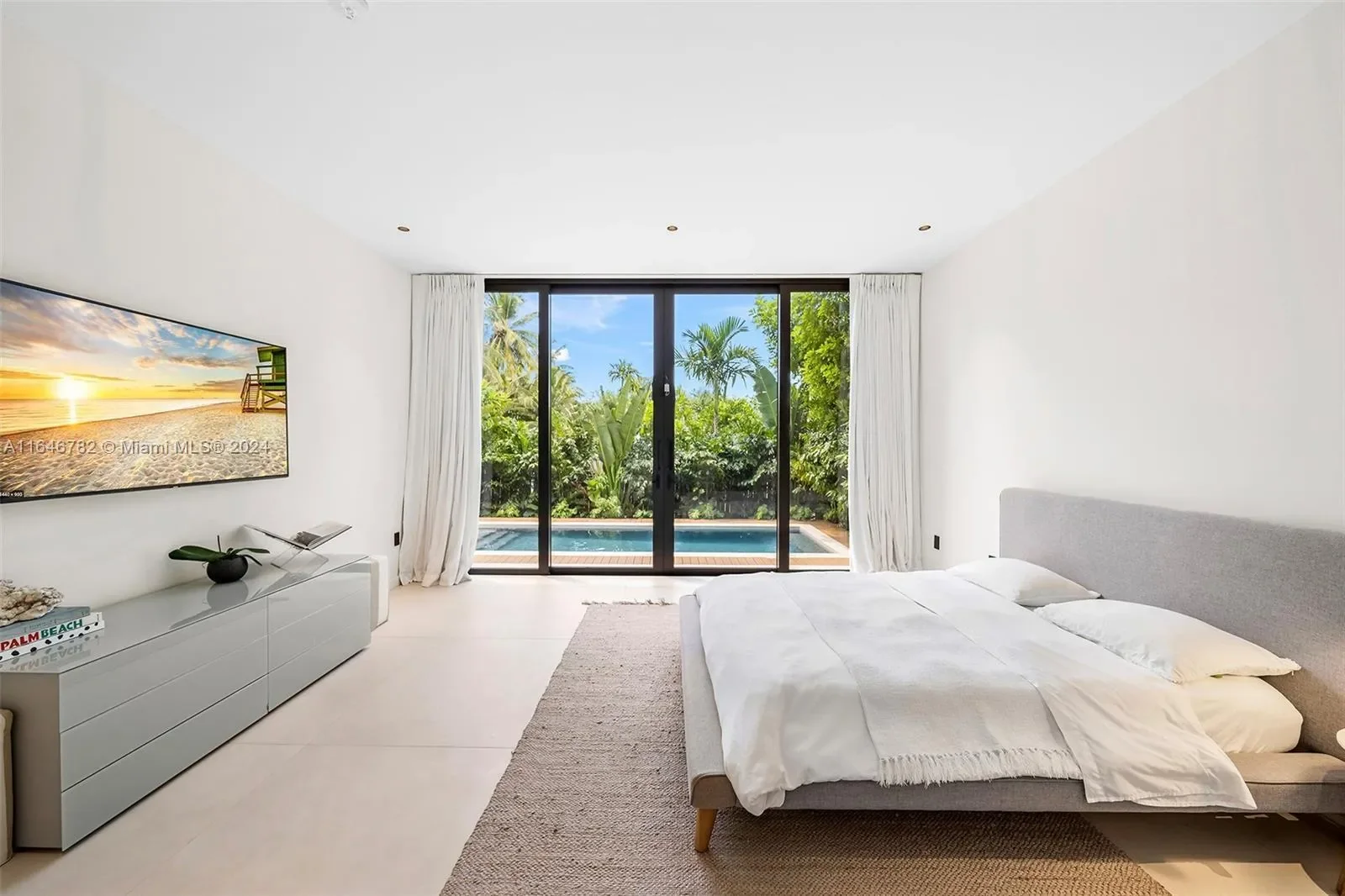 930 NE 74th St, Miami, Florida, United States. - Photo 4