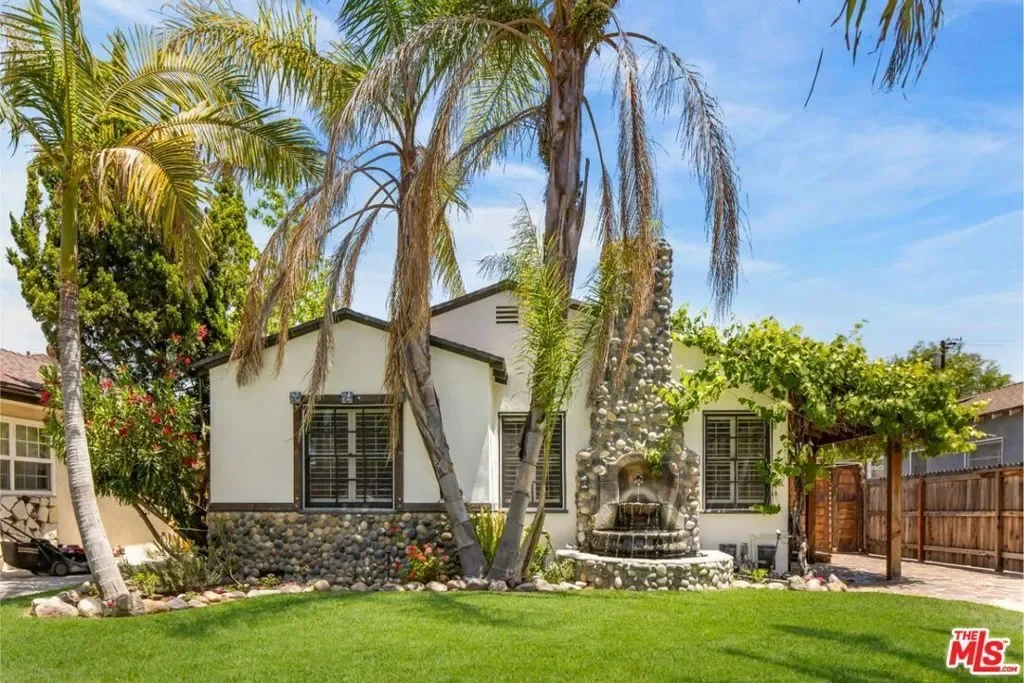 4940 Arcola Avenue, Los Angeles, California, United States. - Photo 14