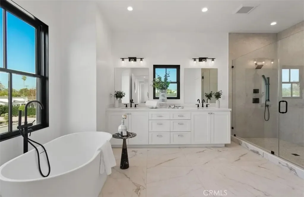 430 Tustin Avenue, Newport Beach, California, United States. - Photo 5