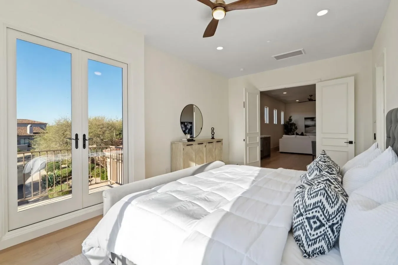 9280 E THOMPSON PEAK Parkway, 25