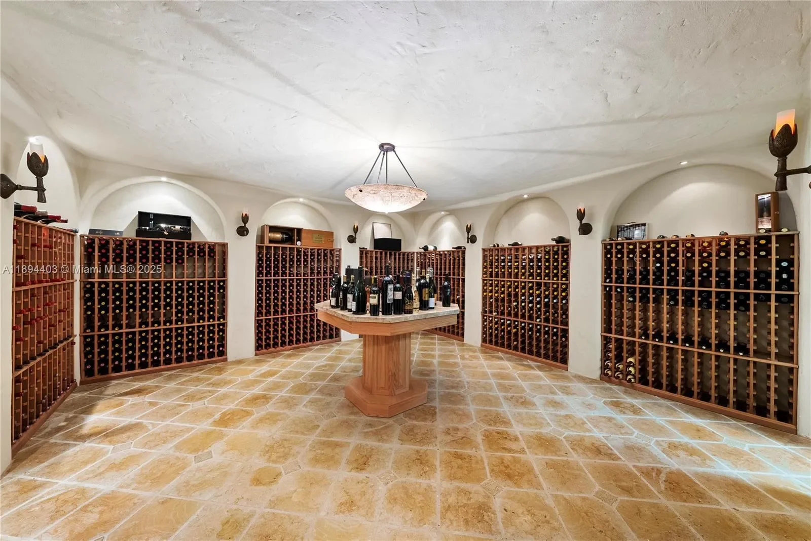 50 Casuarina Concourse, Miami, Florida, United States. - Photo 16