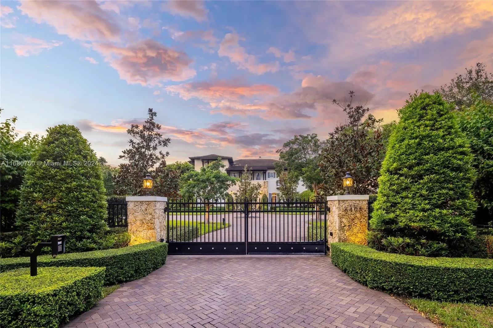6495 SW 123rd Ter, Coral Gables, Florida, United States. - Photo 75