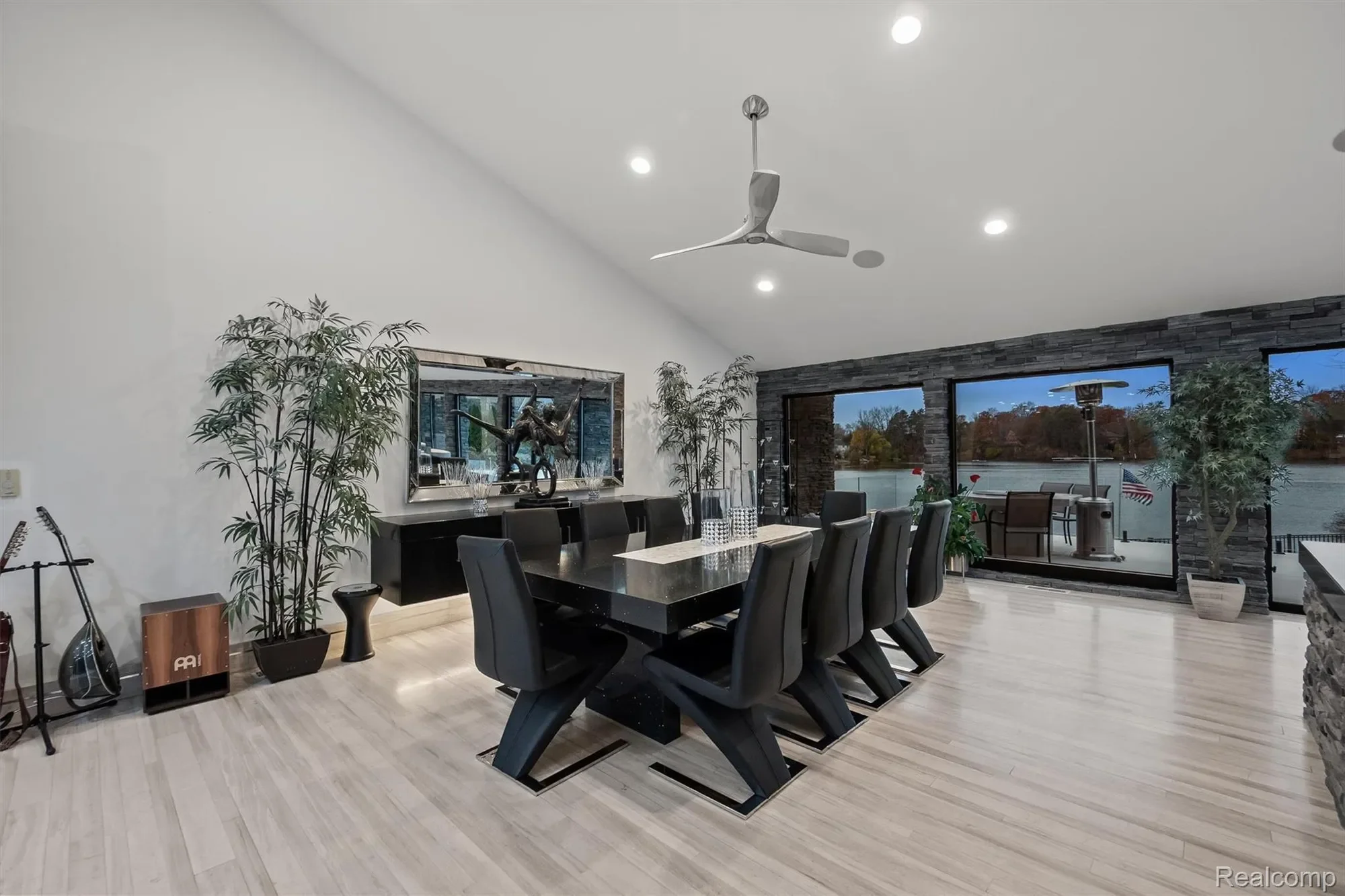 5116 W Bloomfield Lake Road, West Bloomfield Charter Township, MI 48323, Orchard Lake Village, Michigan, United States. - Photo 37
