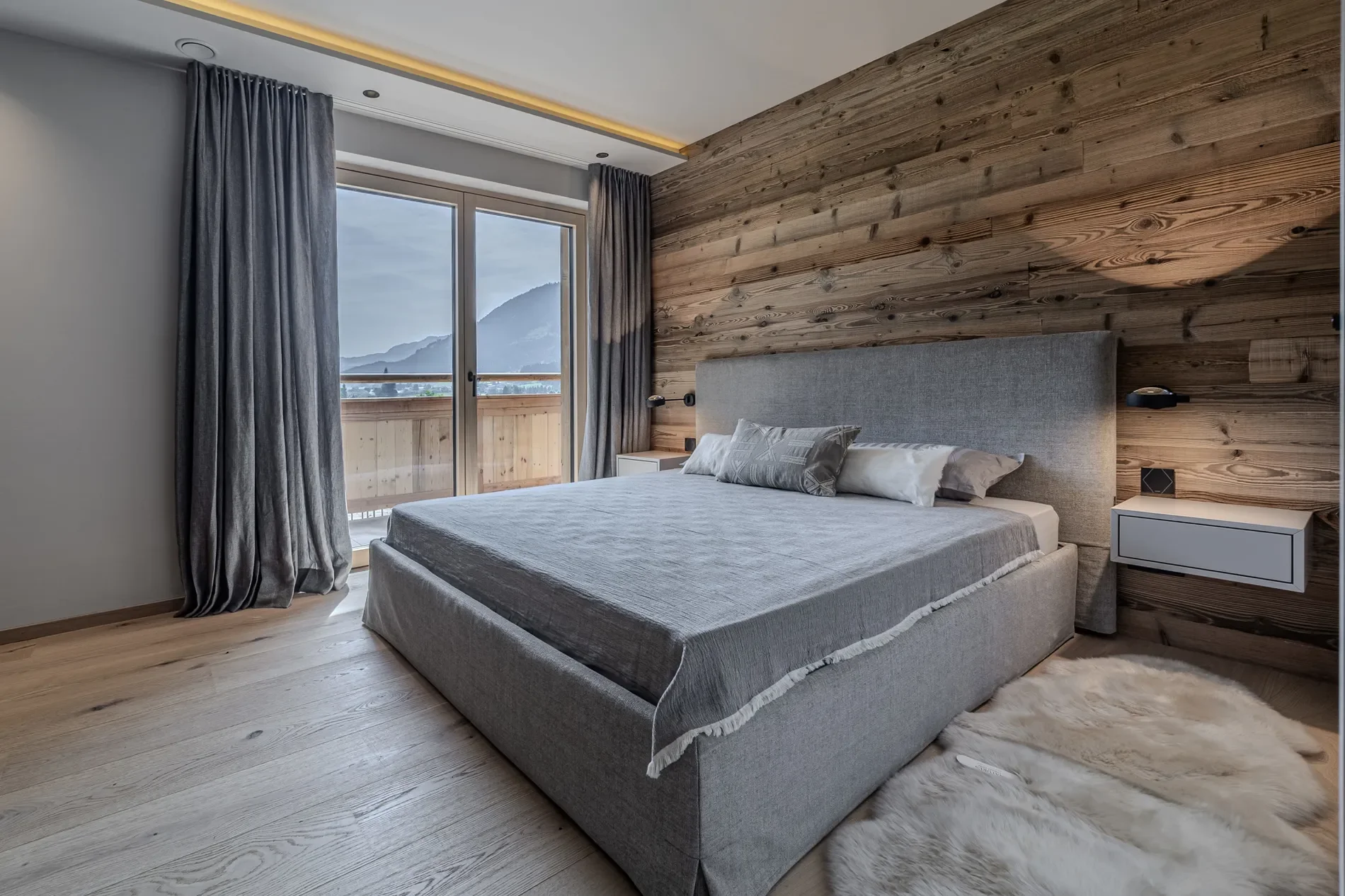 Dorfstraße, Brixen im Thale, Tyrol, Austria. - Photo 6