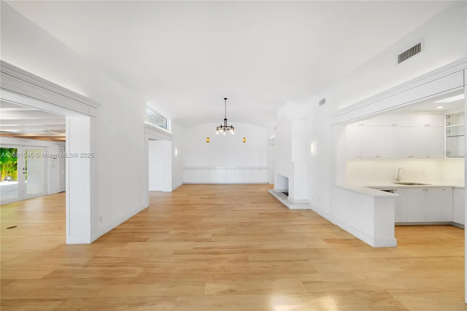 Gallery photo 2