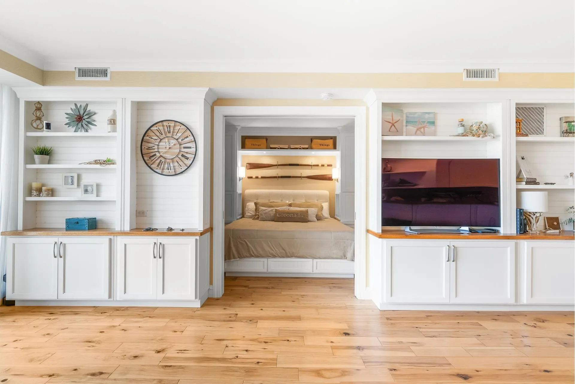 1720 Avenida Del Mundo, Coronado, California, United States. - Photo 6