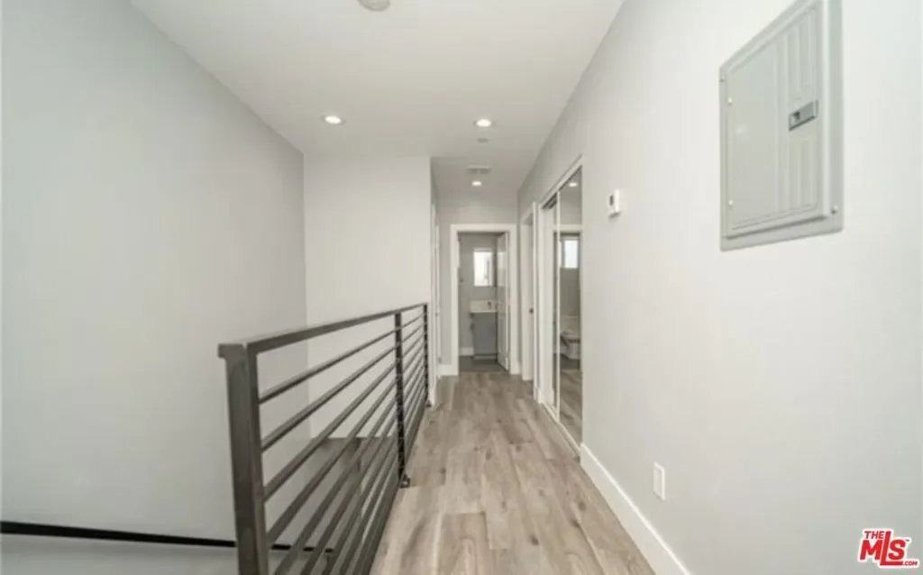 1348 E Vernon Avenue, Los Angeles, California, United States. - Photo 13