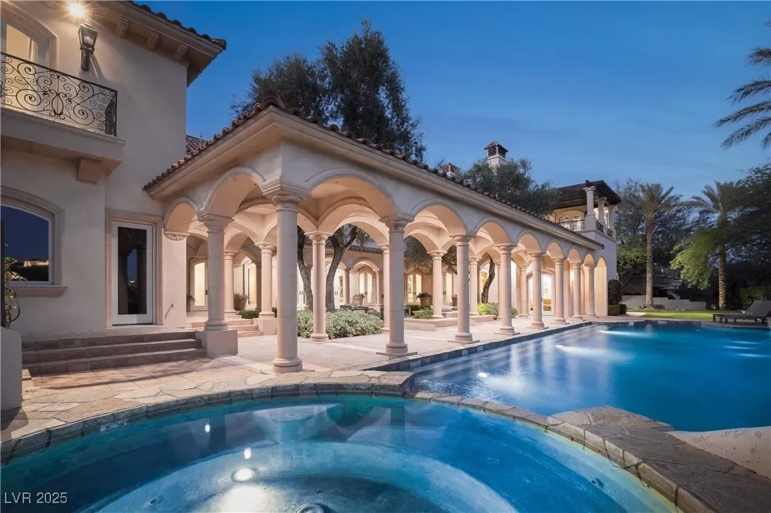 9017 Grove Crest Lane, Las Vegas, Nevada, United States. - Photo 35