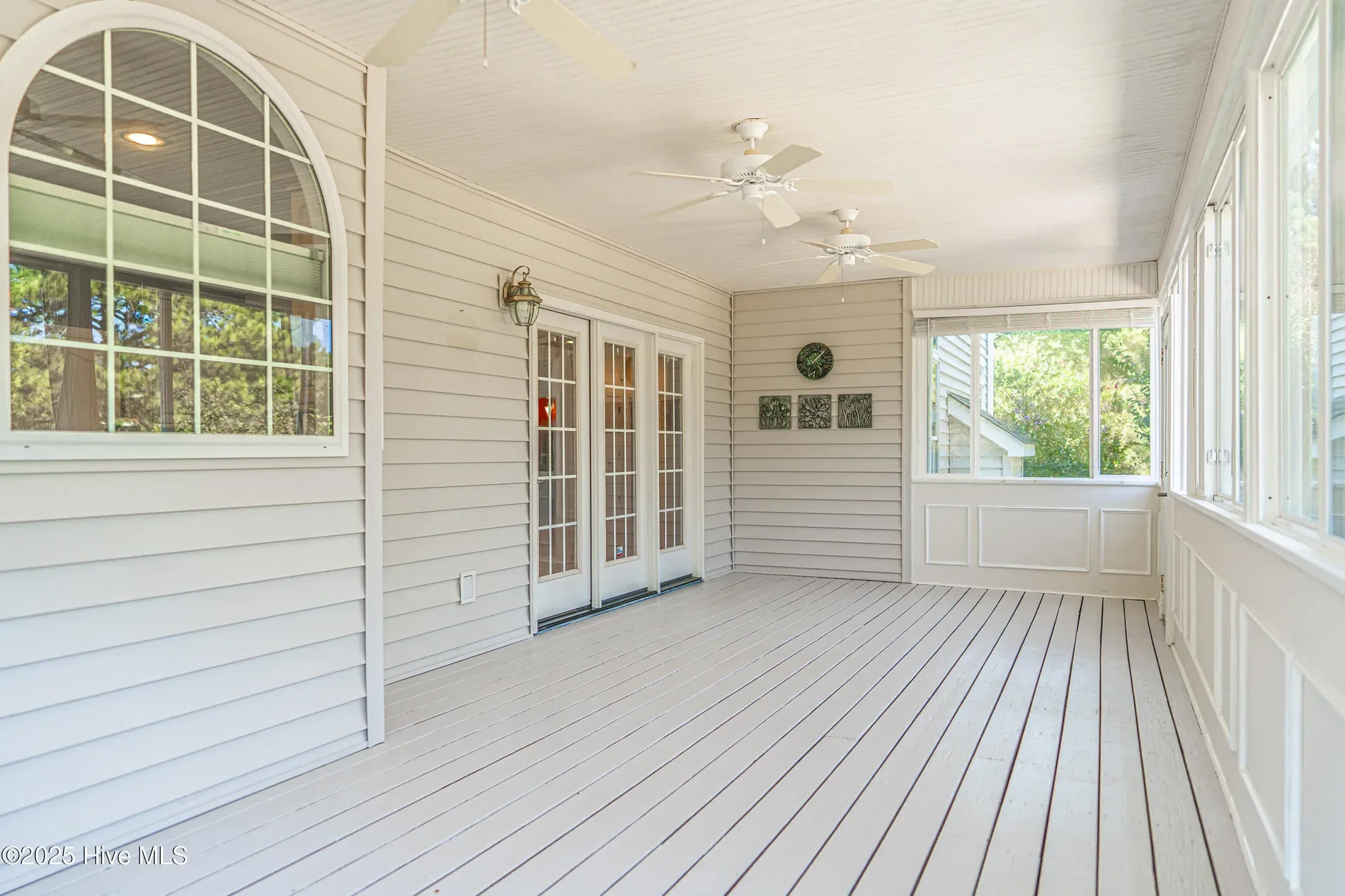 Gallery photo 9