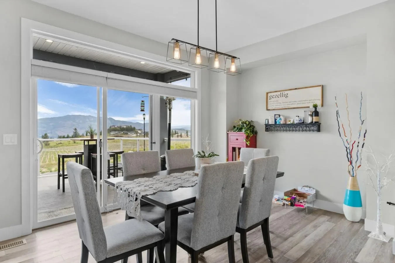 2620 Paramount Drive, West Kelowna, British Columbia, Canada. - Photo 4