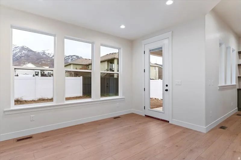 1204 N 1875 E, Layton, Utah, United States. - Photo 11