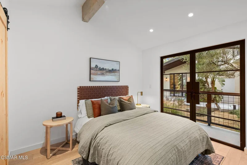 33235 Mulholland Highway, Malibu, CA 90265, Malibu, California, United States. - Photo 53