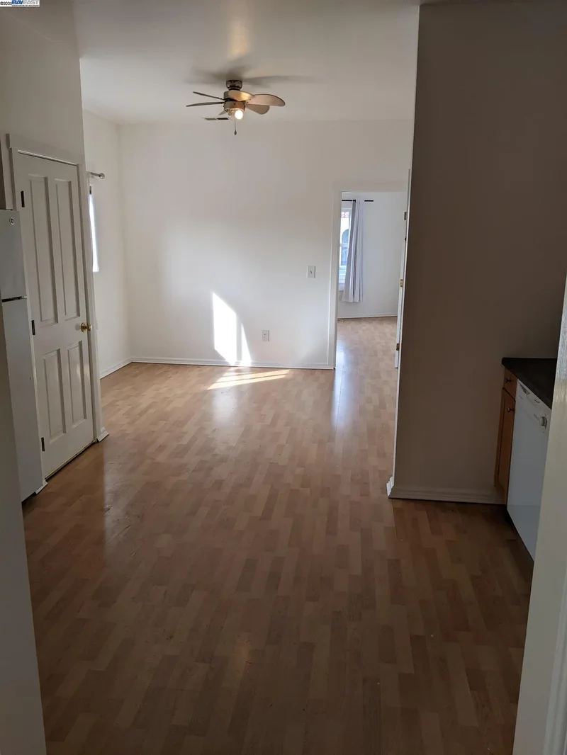 2622 Kingsland Ave, Oakland, California, United States. - Photo 29