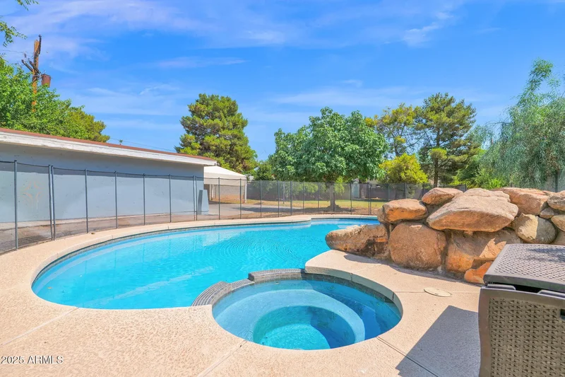 3217 E FLOWER Street, Phoenix, AZ 85018, Phoenix, Arizona, United States. - Photo 30