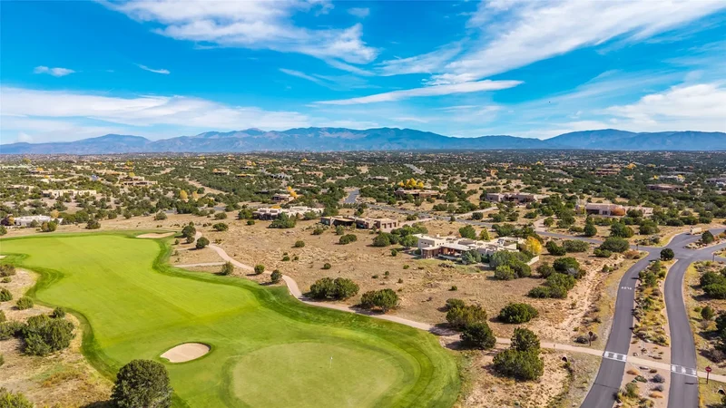 3 E Golden Eagle, Santa Fe, NM 87506, Santa Fe, New Mexico, United States. - Photo 85