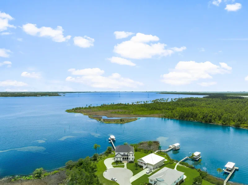 389 Confidence Way , Southport, FL 32409, Panama City, Florida, United States. - Photo 55