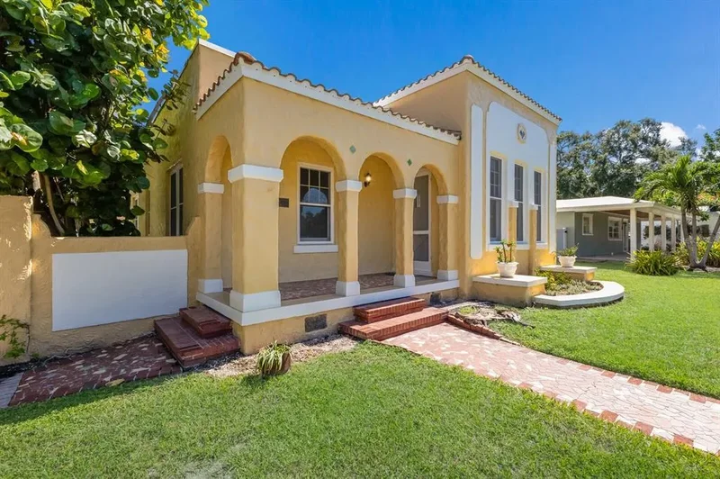 455 Acacia Drive, Sarasota, FL 34234, Sarasota, Florida, United States. - Photo 38