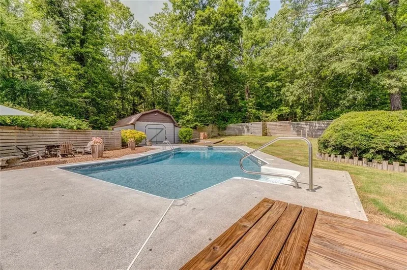 400 RACE HORSE Drive, Summerville, GA 30747, Summerville, Georgia, United States. - Photo 13