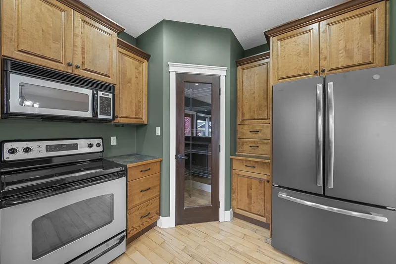 1660 22 Street NE, Salmon Arm, BC V1E 0A8, Salmon Arm, British Columbia, Canada. - Photo 24