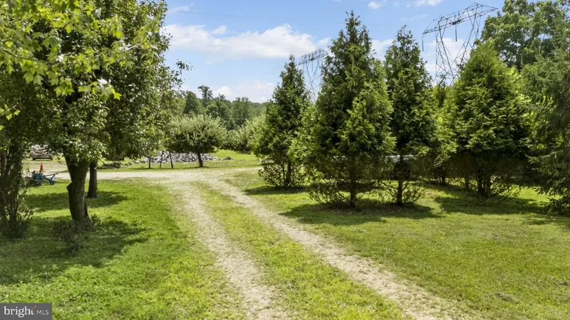 170, 200, 220 OLD STATE RD ROAD, BERWYN, PA 19312, Berwyn, Pennsylvania, United States. - Photo 29