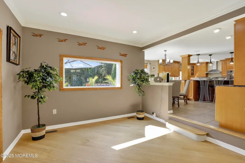 8 Kensington Drive, Manalapan, NJ 07726, Manalapan Township, New Jersey, United States. - Photo 27