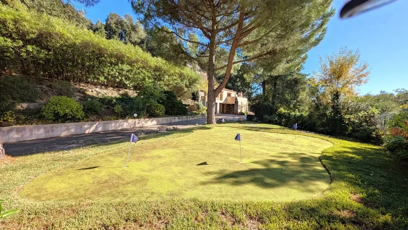 Biot, Provence-Alpes-Côte d'Azur, France. - Photo 31